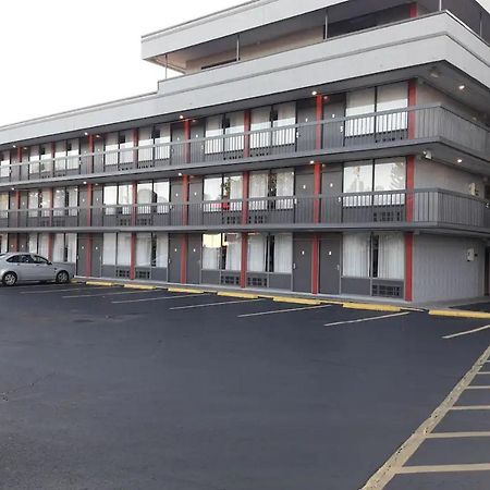 Clarion Pointe University/Expo Louisville-Jefferson County Extérieur photo